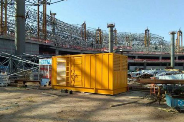 巴中发电机出租如何判断空气滤清器是否需要更换？