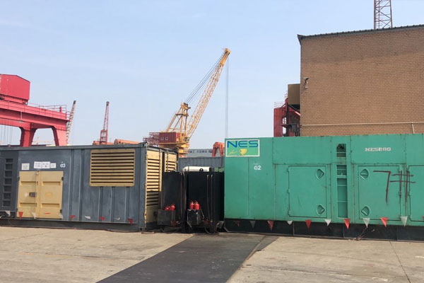 巴中发电机出租空气滤清器的清洁频率是多少？